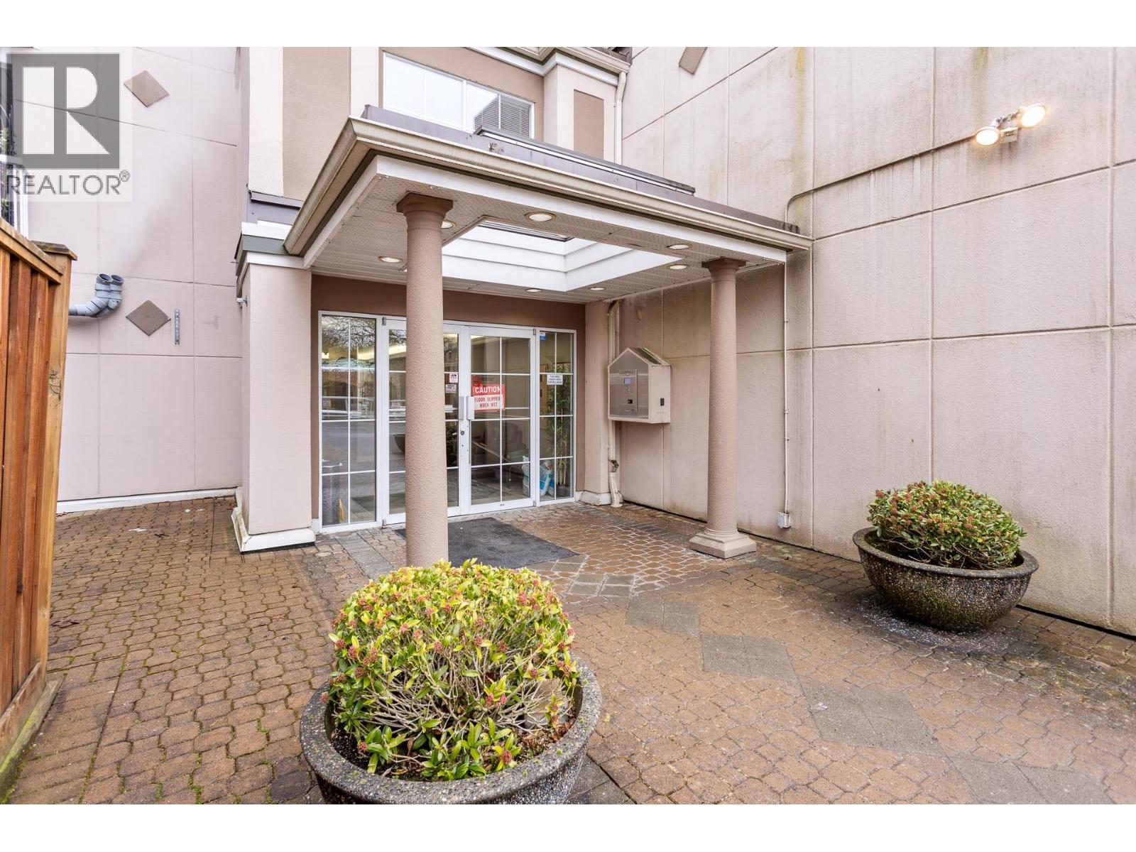 318 2678 DIXON STREET, port coquitlam, British Columbia V3C6L7