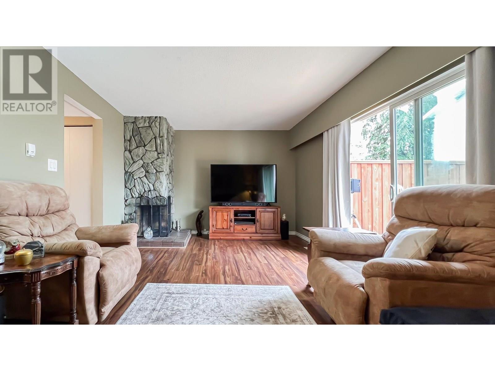 Property at 324 9411 GLENDOWER DRIVE image 5