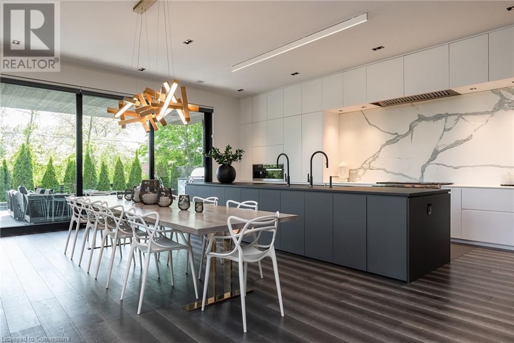 Property at 1239 SEDGEWICK Crescent image 5