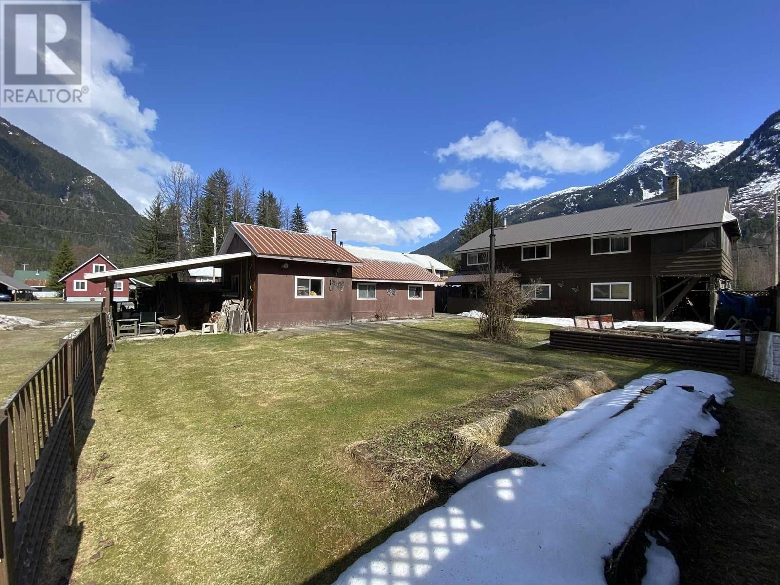 1407 Raven Street, Stewart, British Columbia  V0T 1W0 - Photo 27 - R3017228