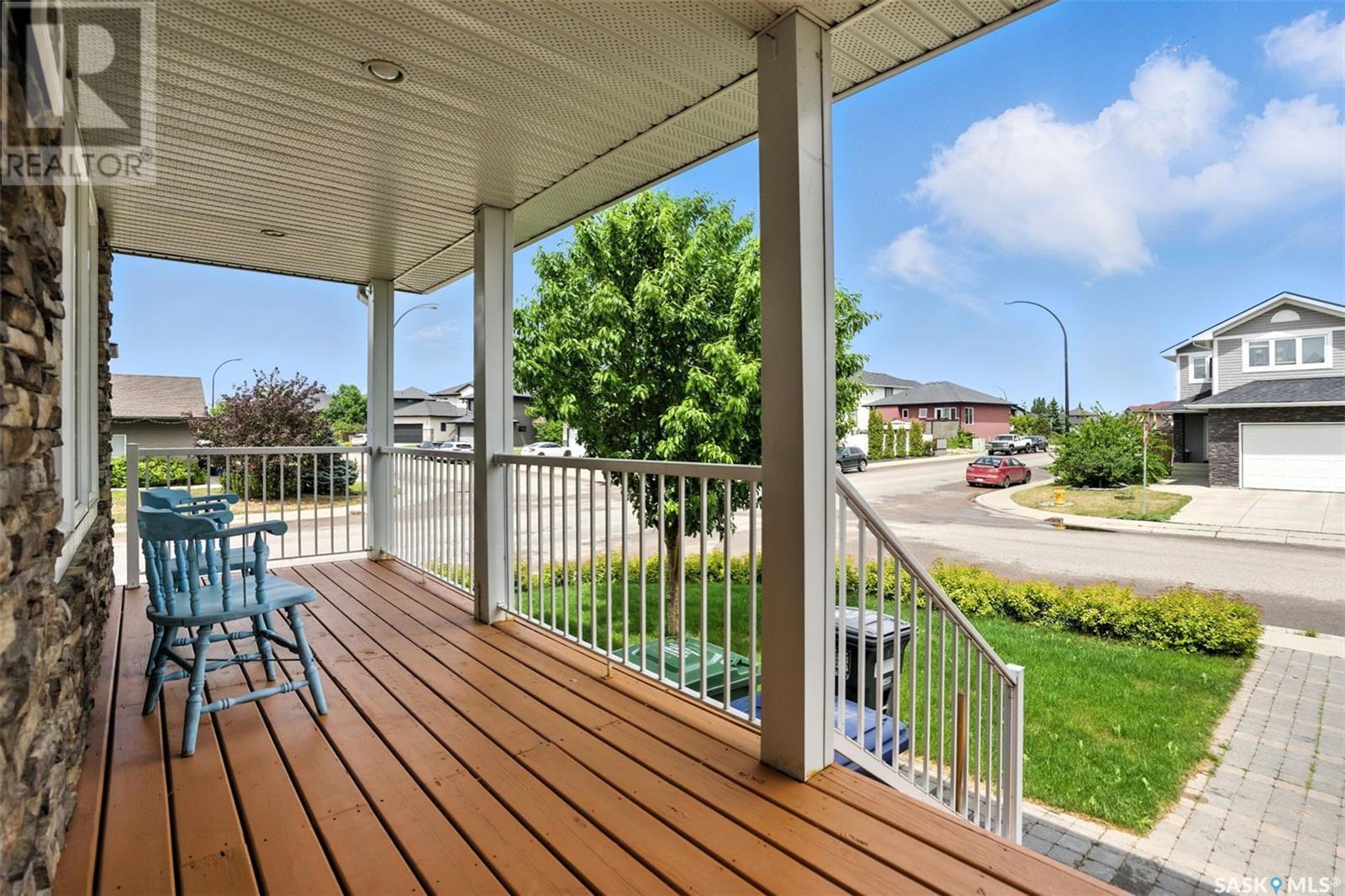 Property at 826 Padget CRESCENT image 5