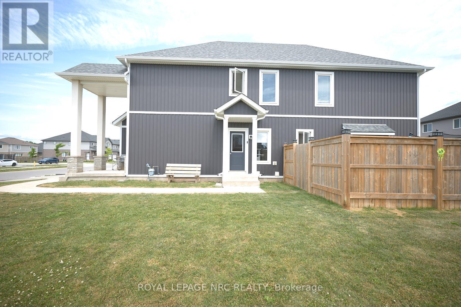 Property at 14 LAMB CRESCENT image 4