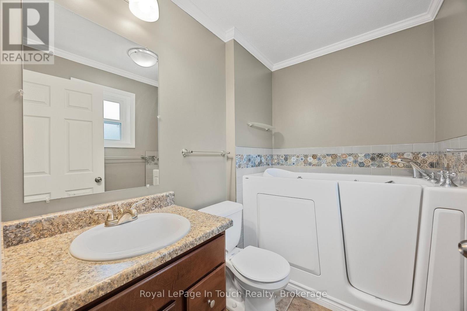 6 Maple Lane, Midland, Ontario  L4R 0B9 - Photo 31 - S12236085
