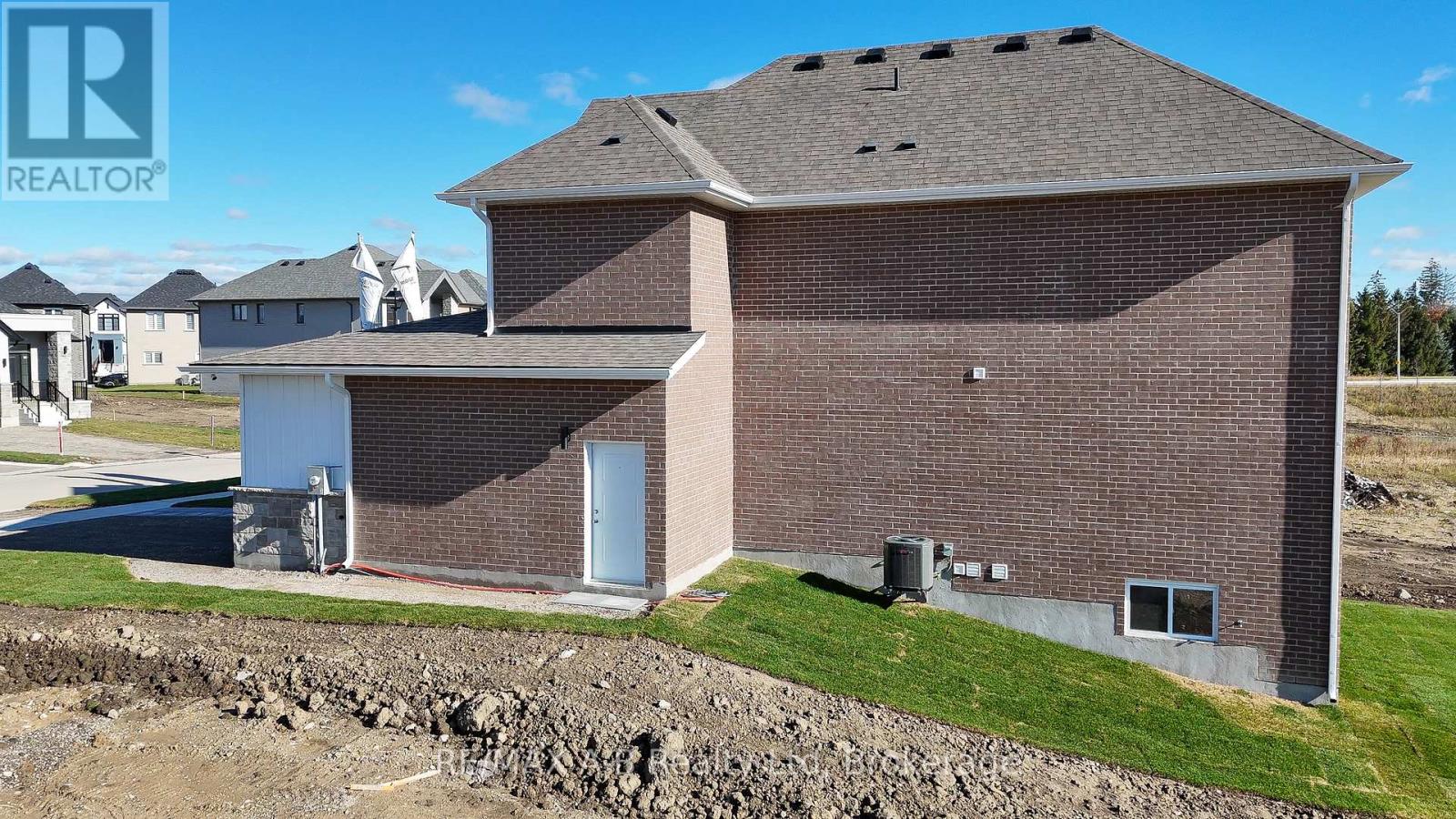 Lot 3 119 Dempsey Drive, Stratford, Ontario  N5A 0K5 - Photo 38 - X12236145