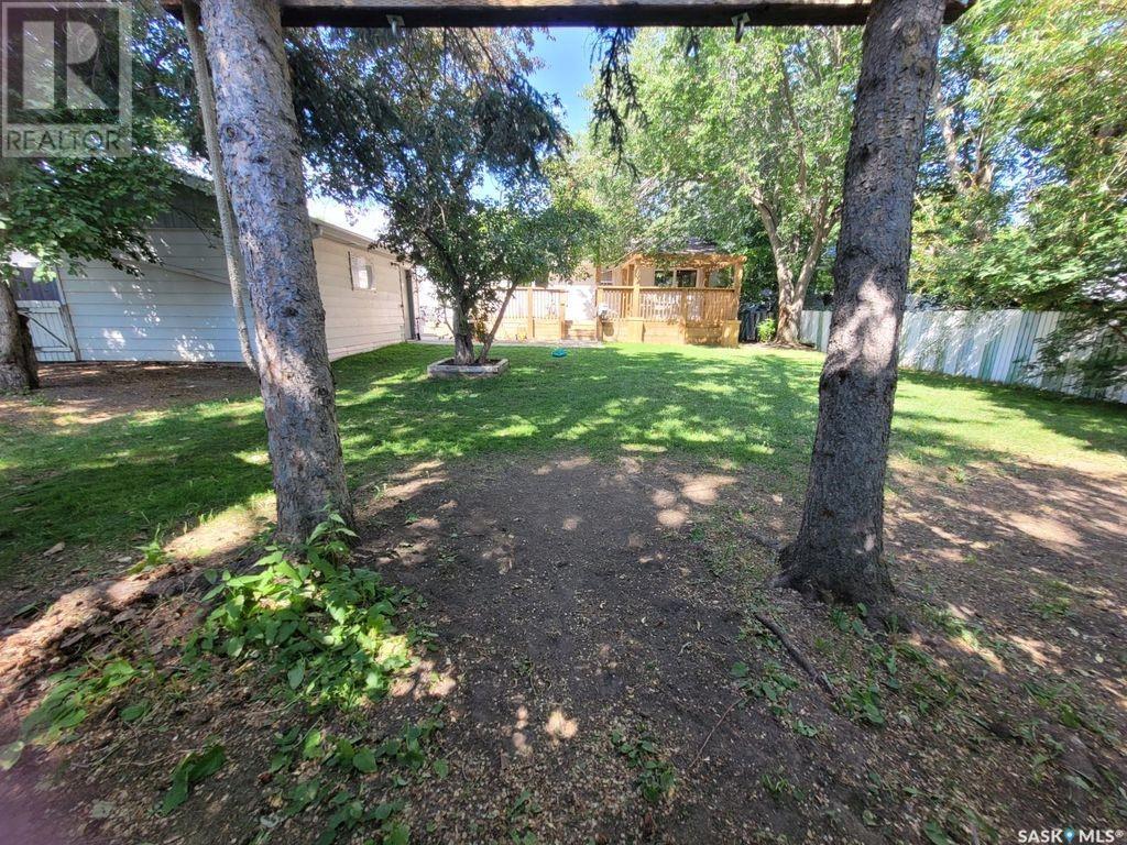 224 17th Street Ne, Weyburn, Saskatchewan  S4H 2P2 - Photo 31 - SK005538