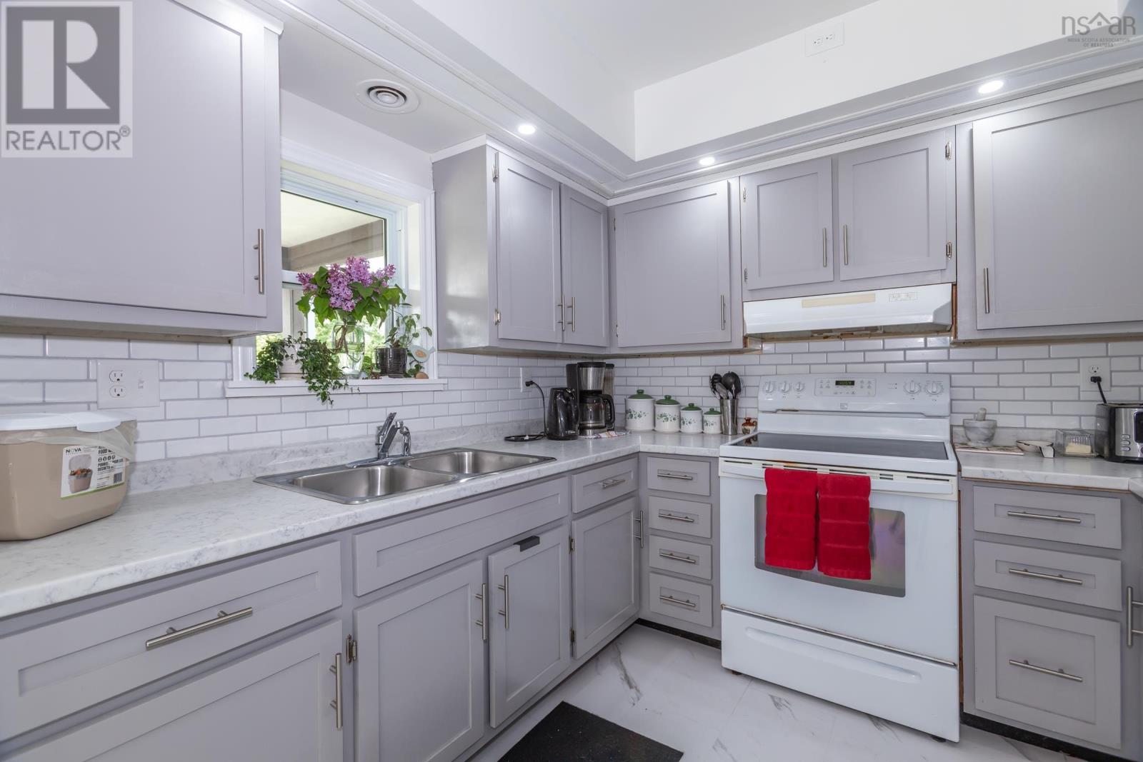 166-168 Seaman Street, Margaretsville, Nova Scotia  B0S 1N0 - Photo 14 - 202513624