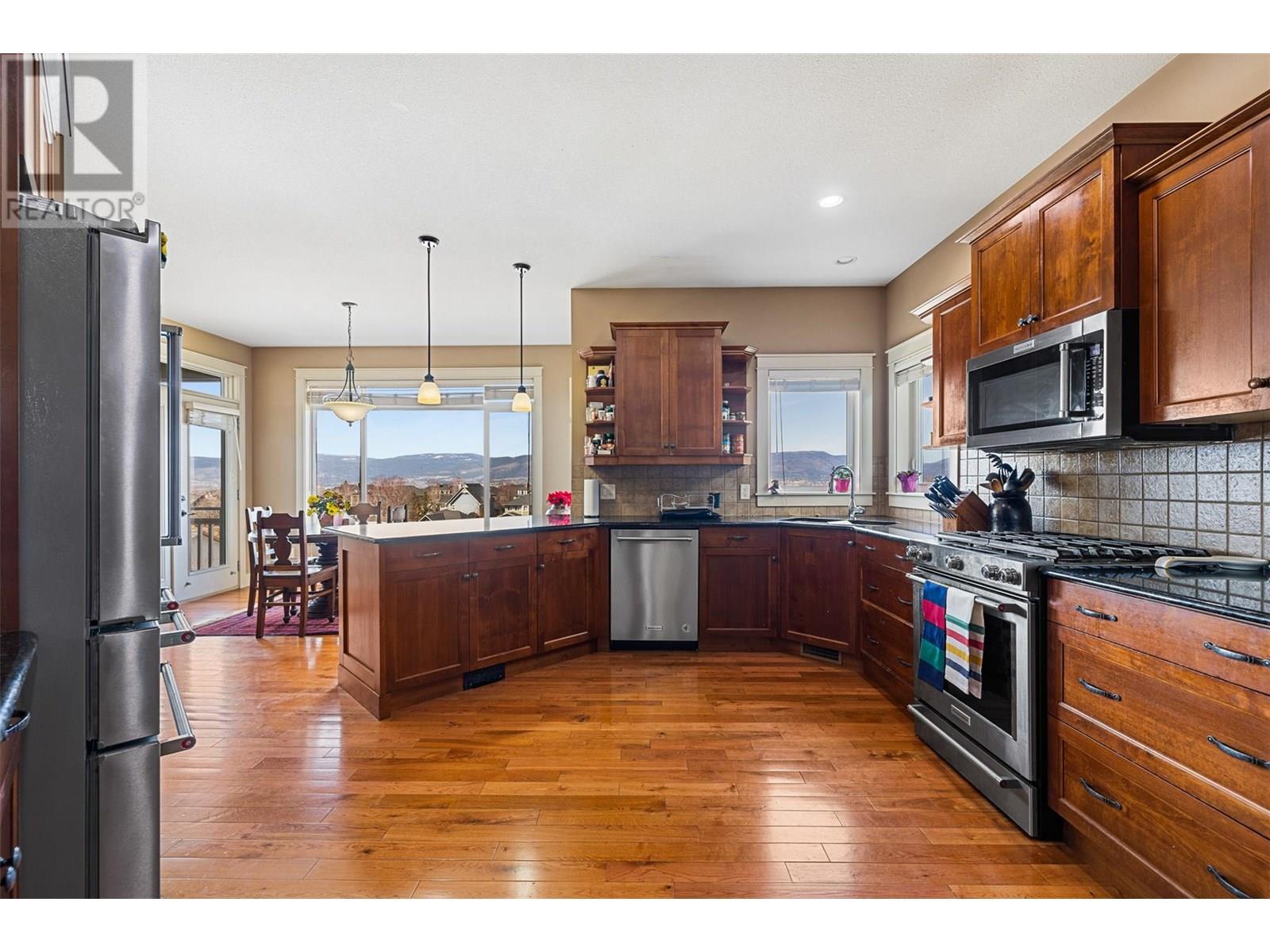 Property at 5450 South Perimeter Way image 4