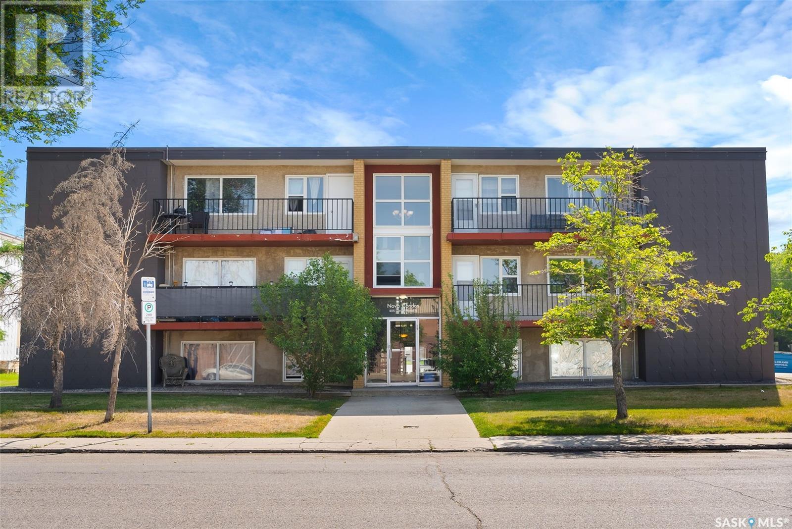 Property at 7 405 Lorne STREET N image 1