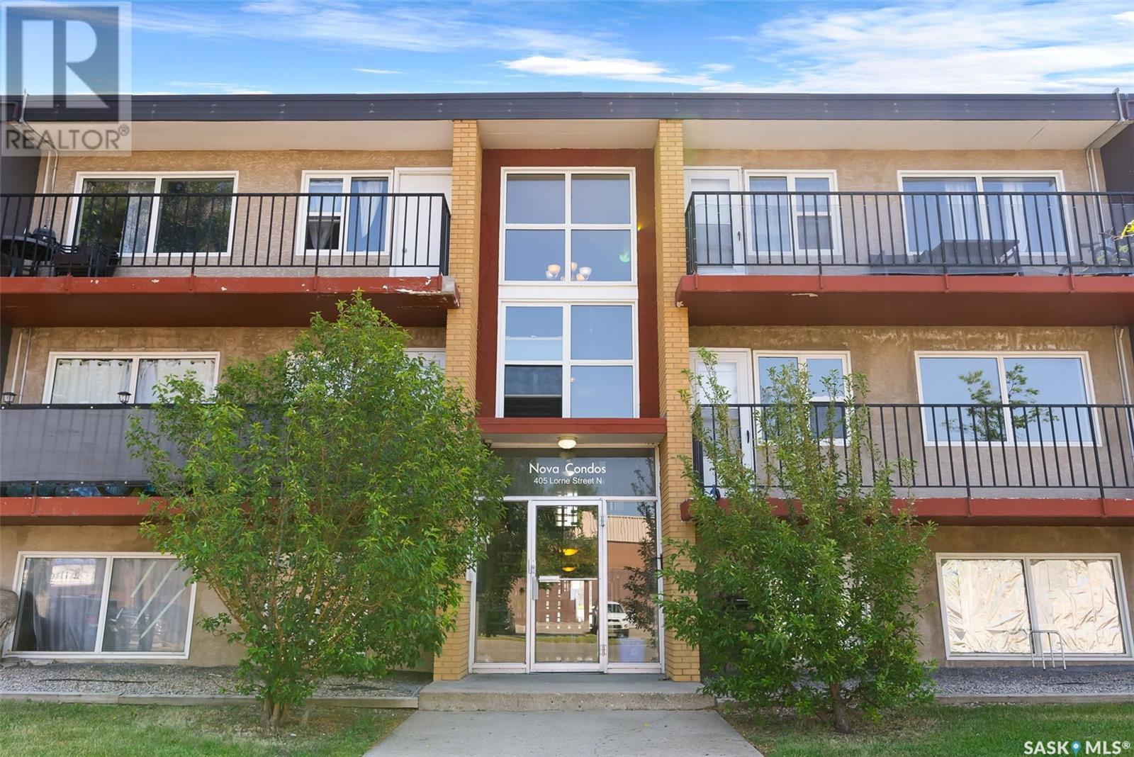 Property at 7 405 Lorne STREET N image 3