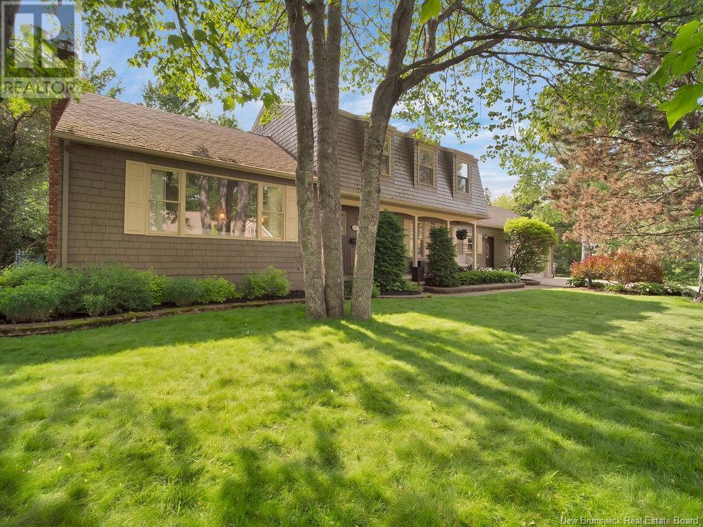 Property at 73 Fairway Boulevard image 2