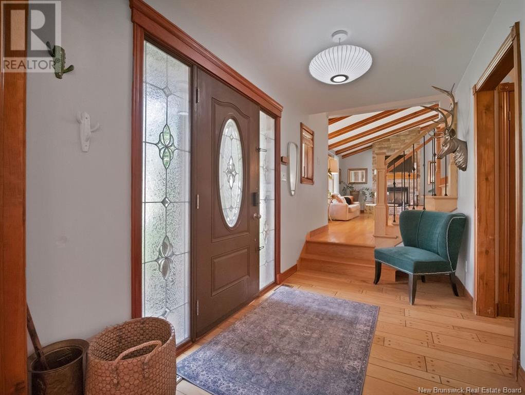 Property at 73 Fairway Boulevard image 4