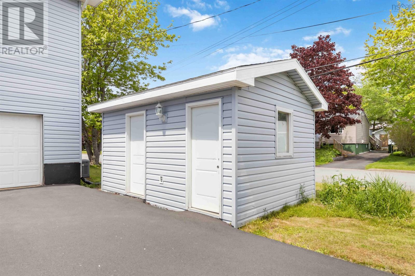 Property at 3 Codroy Crescent image 3