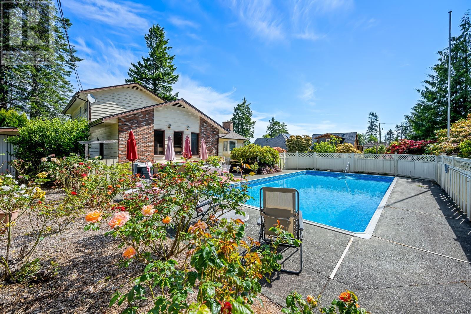 2376 Seabank Rd, Courtenay, British Columbia  V9J 1X5 - Photo 48 - 1001447