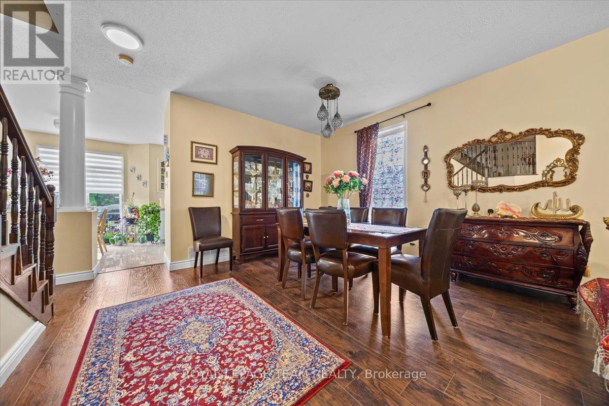 12 Sunvale Way, Ottawa, Ontario  K2G 6Y2 - Photo 10 - X12236322