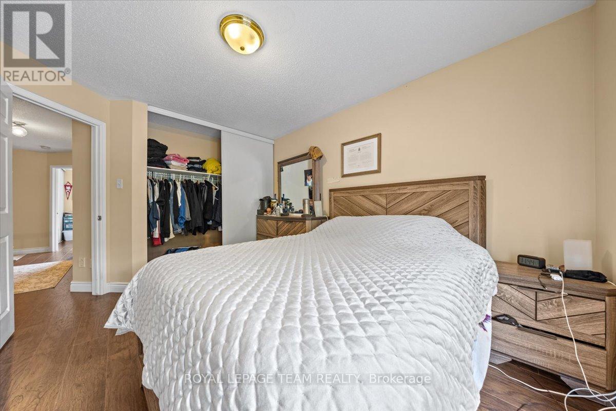 12 Sunvale Way, Ottawa, Ontario  K2G 6Y2 - Photo 28 - X12236322