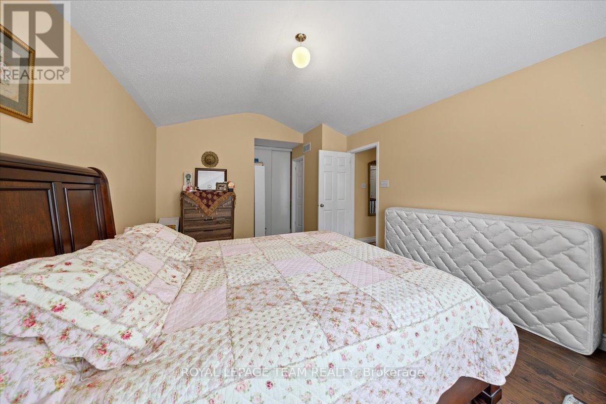 12 Sunvale Way, Ottawa, Ontario  K2G 6Y2 - Photo 35 - X12236322