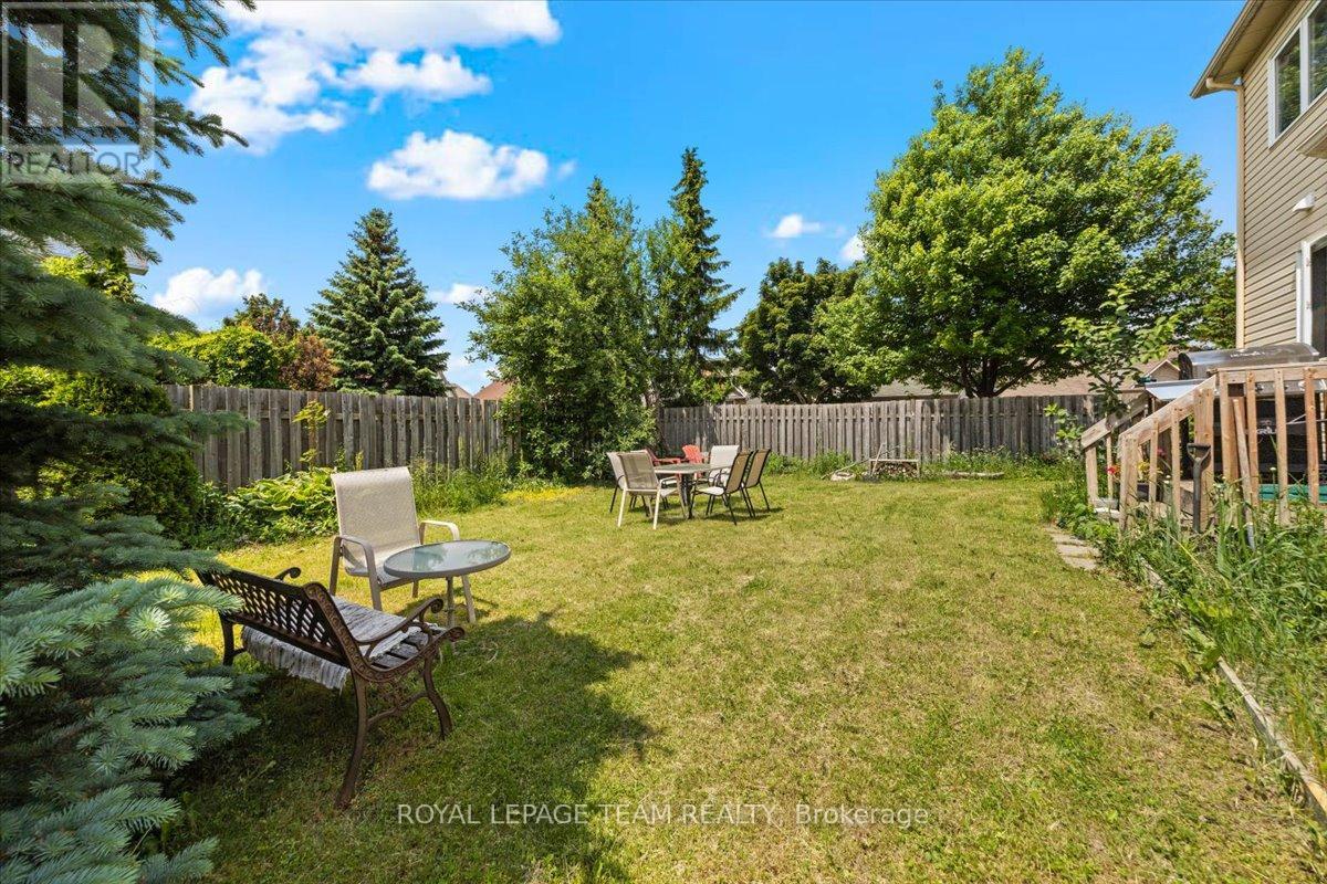 12 Sunvale Way, Ottawa, Ontario  K2G 6Y2 - Photo 45 - X12236322