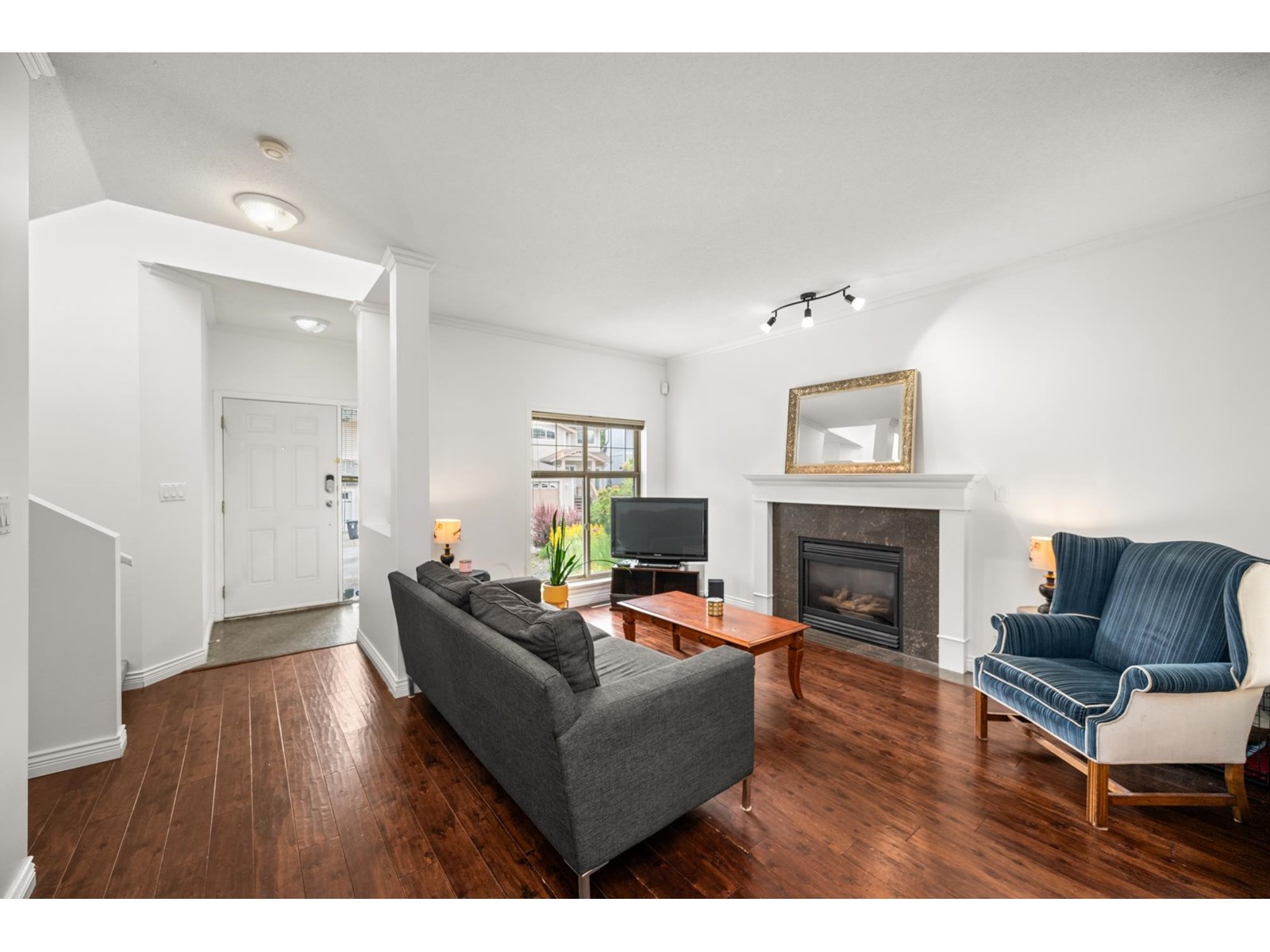 Property at 15 8675 209 STREET image 4