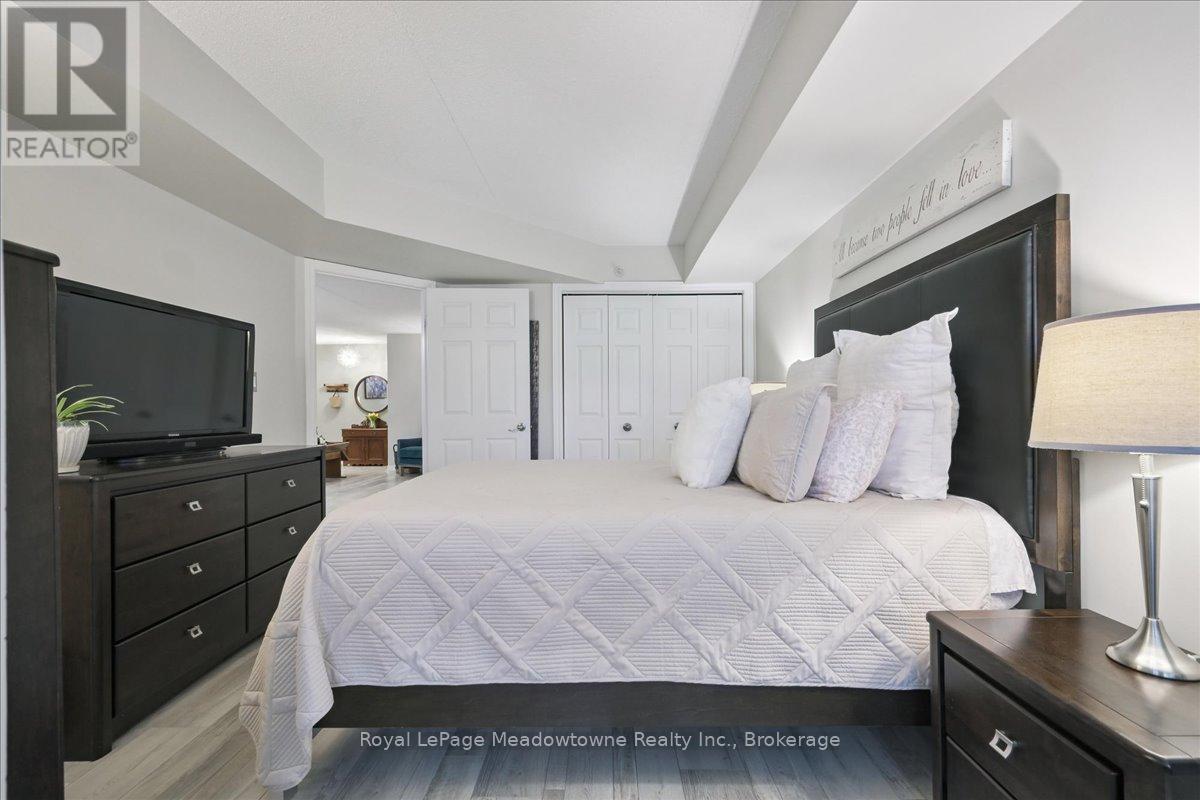 105 - 1450 Bishops Gate, Oakville, Ontario  L6M 4N1 - Photo 23 - W12236313