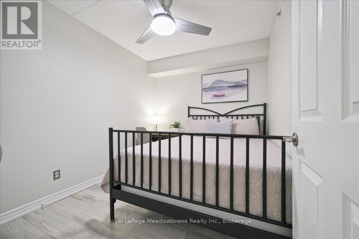 105 - 1450 Bishops Gate, Oakville, Ontario  L6M 4N1 - Photo 24 - W12236313
