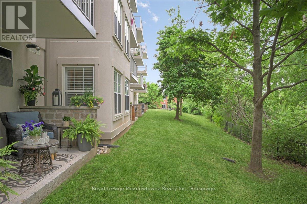 105 - 1450 Bishops Gate, Oakville, Ontario  L6M 4N1 - Photo 30 - W12236313