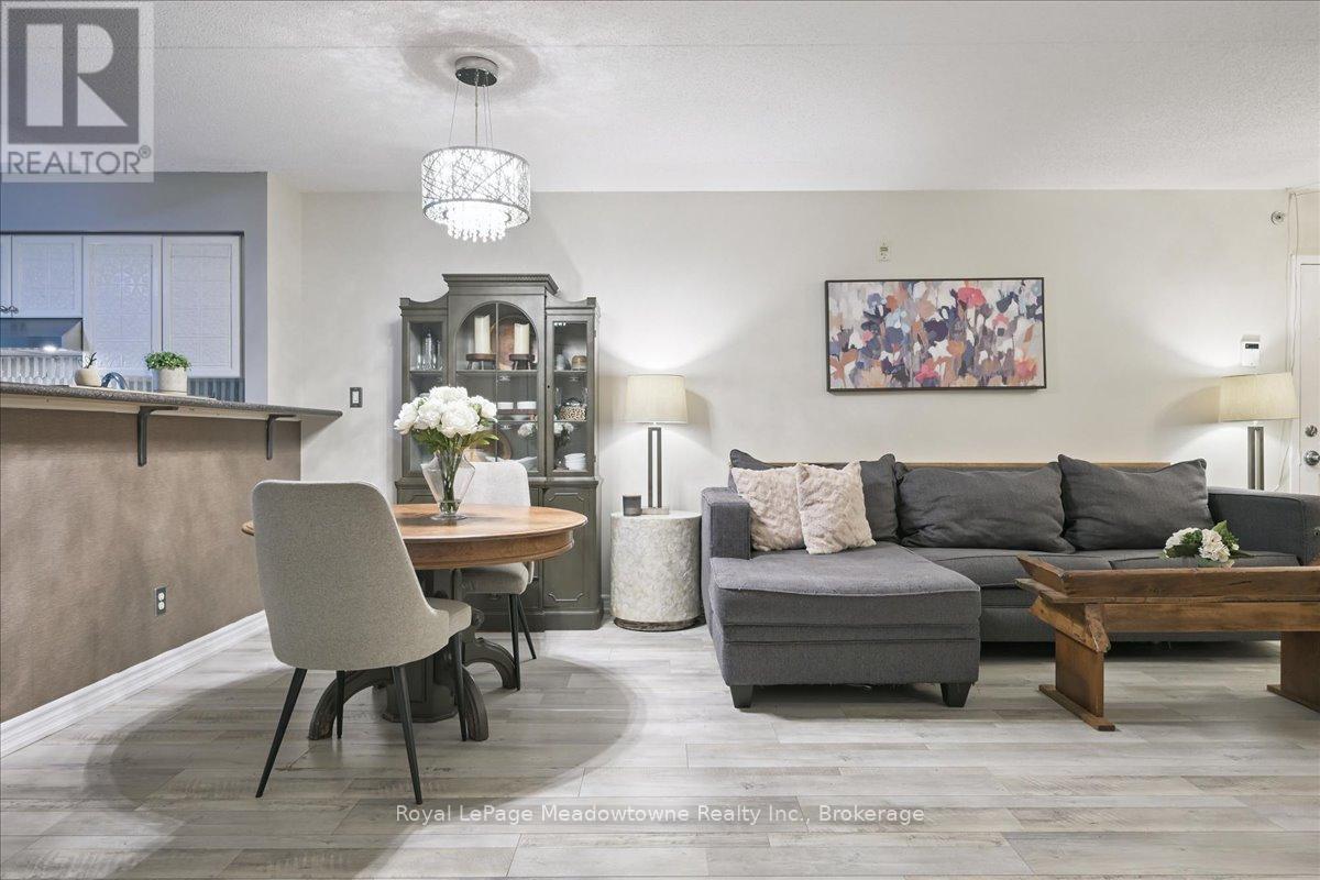 105 - 1450 Bishops Gate, Oakville, Ontario  L6M 4N1 - Photo 9 - W12236313