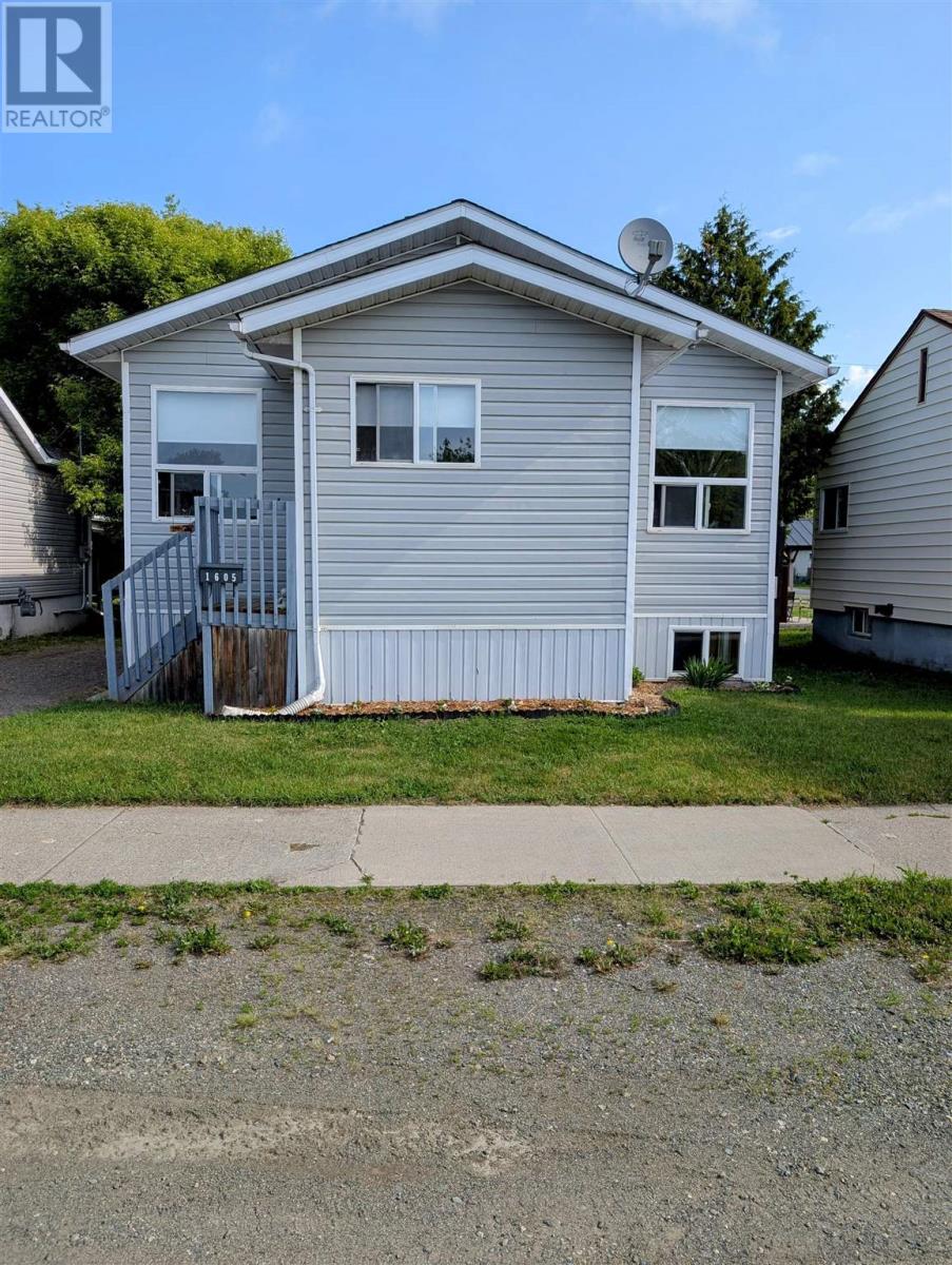 Property at 1605 Gore ST W image 1