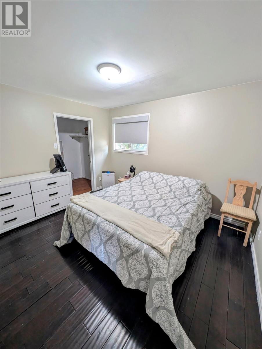 Property at 1605 Gore ST W image 5