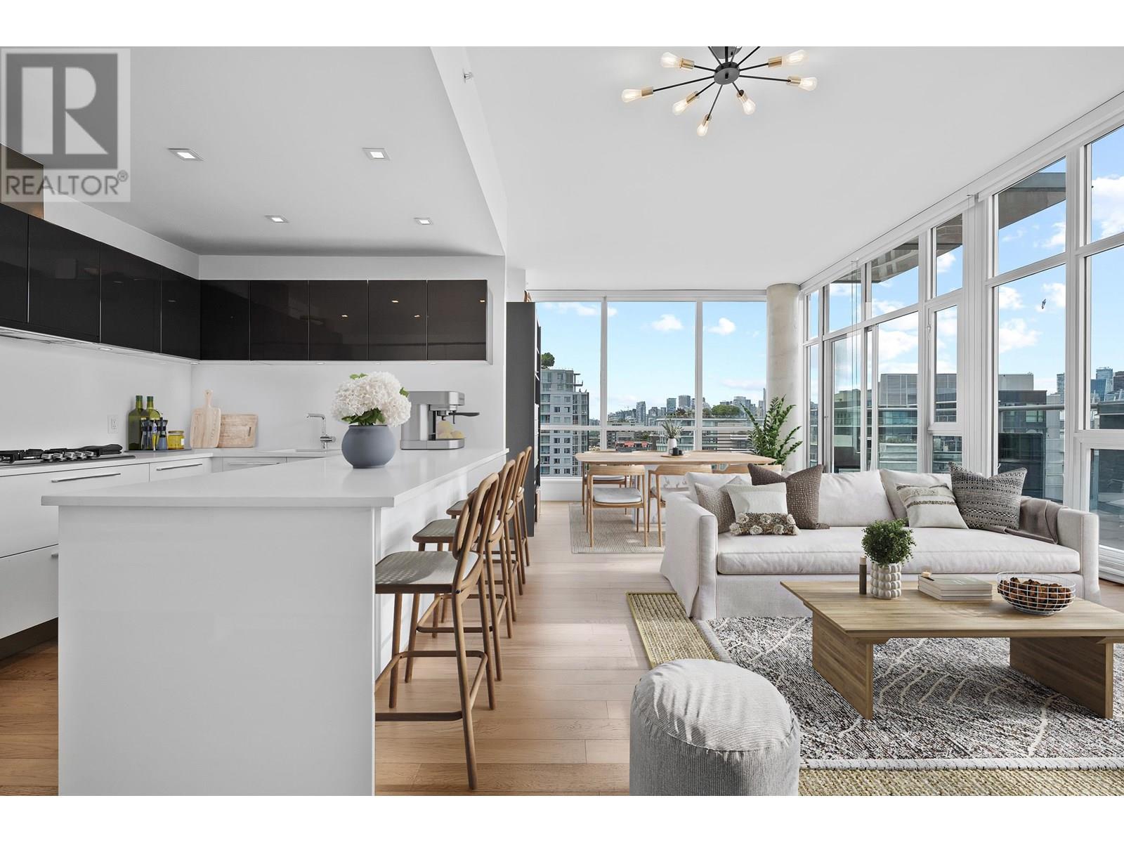 1605 108 E 1ST AVENUE, vancouver, British Columbia V5T0E4