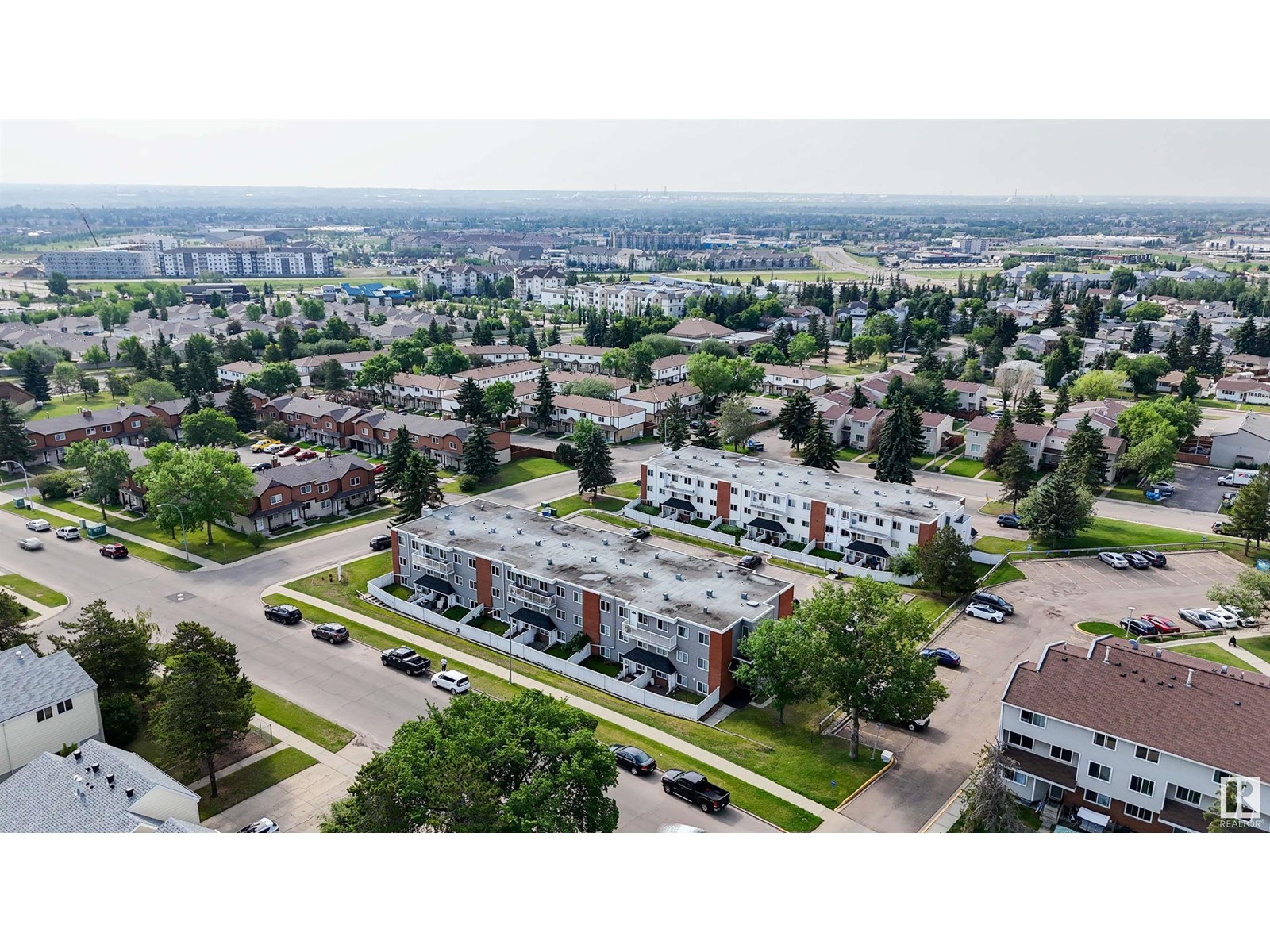 Property at #106 14530 52 ST NW image 3