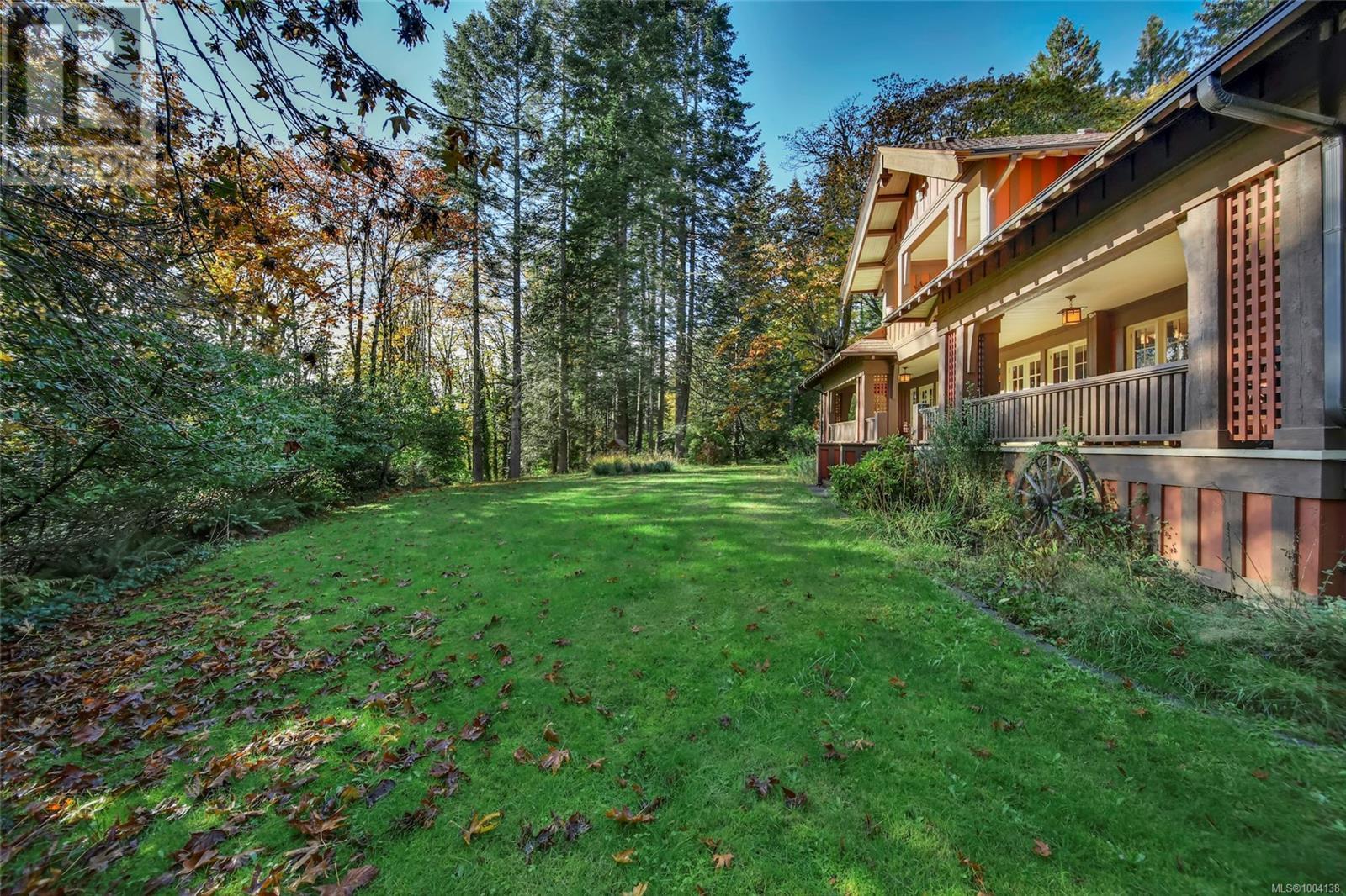 Property at 4690 Compton Rd E image 1