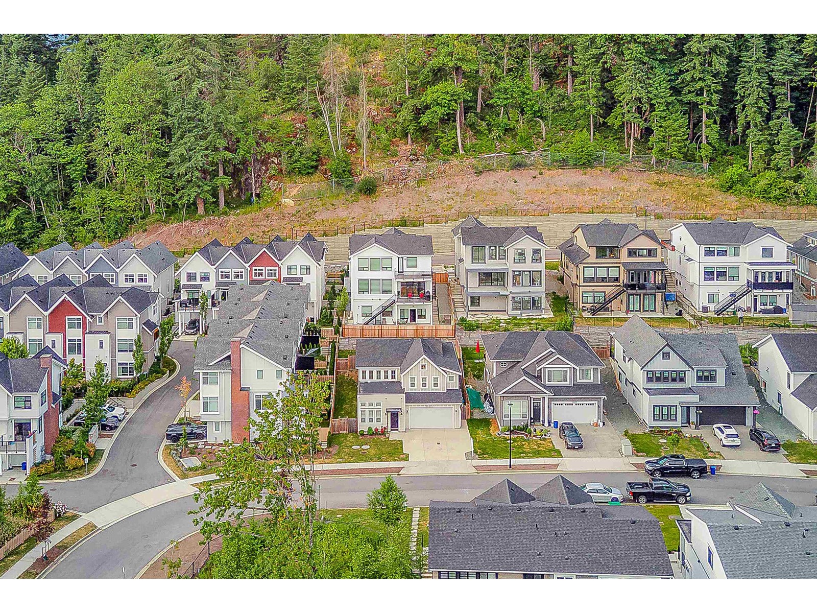 Property at 33943 BARKER COURT image 3