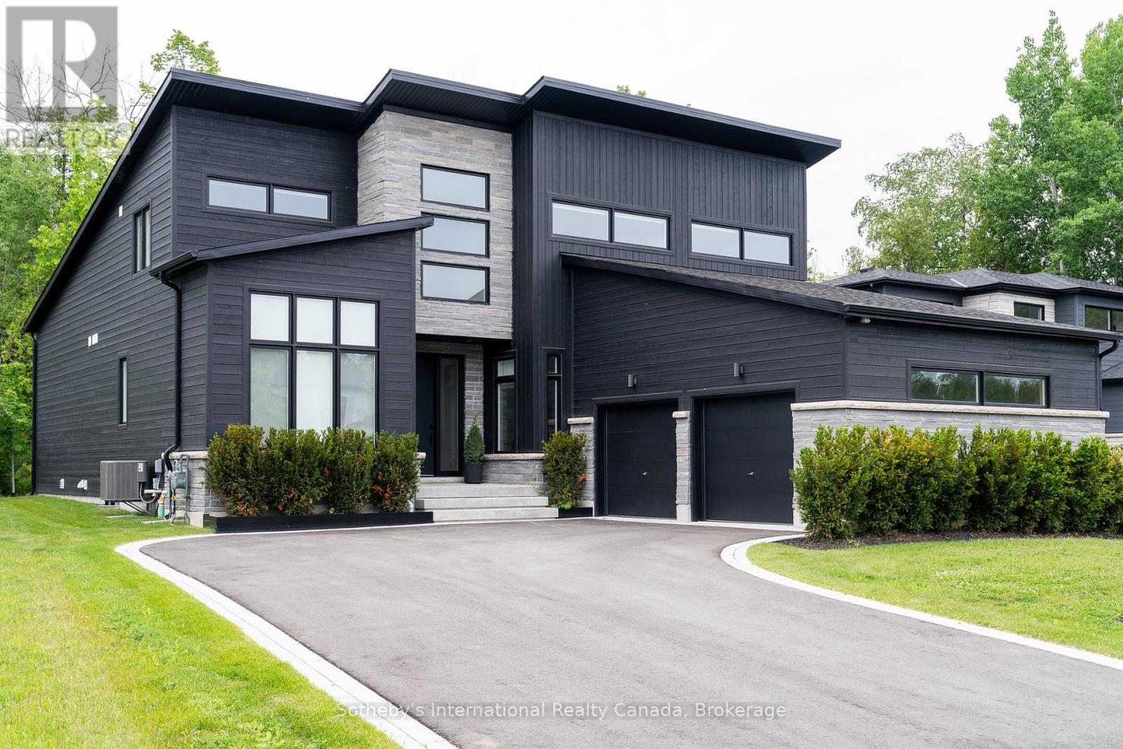 Property at 102 TEKIAH ROAD image 1