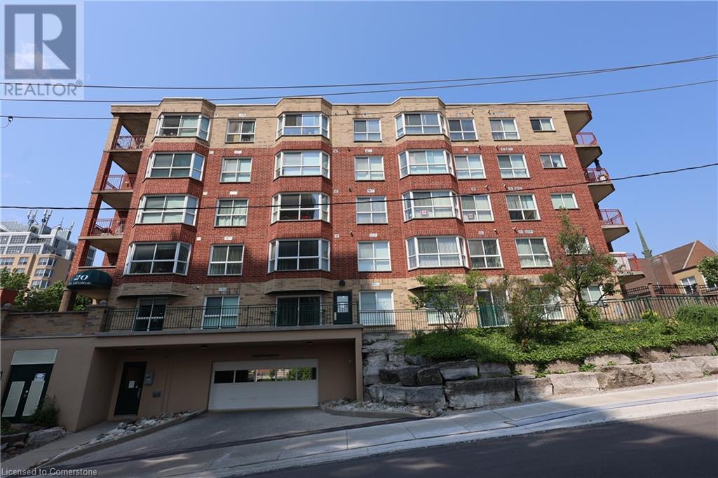 Property at 20 ST GEORGE Street Unit# 211 image 5