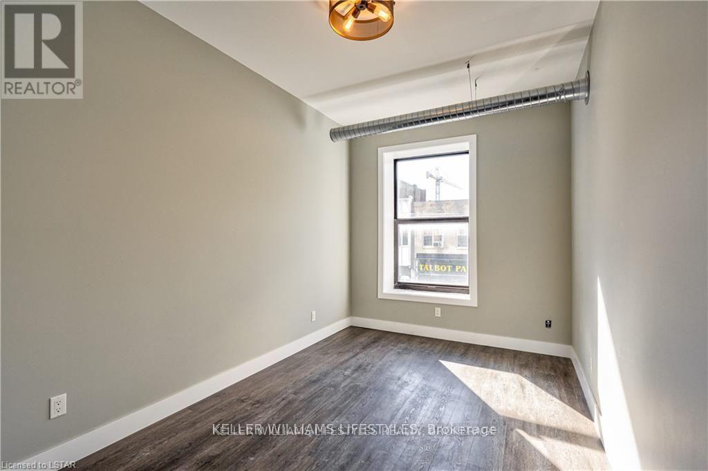 2 - 118 Dundas Street, London East, Ontario  N6A 1G1 - Photo 12 - X12236356