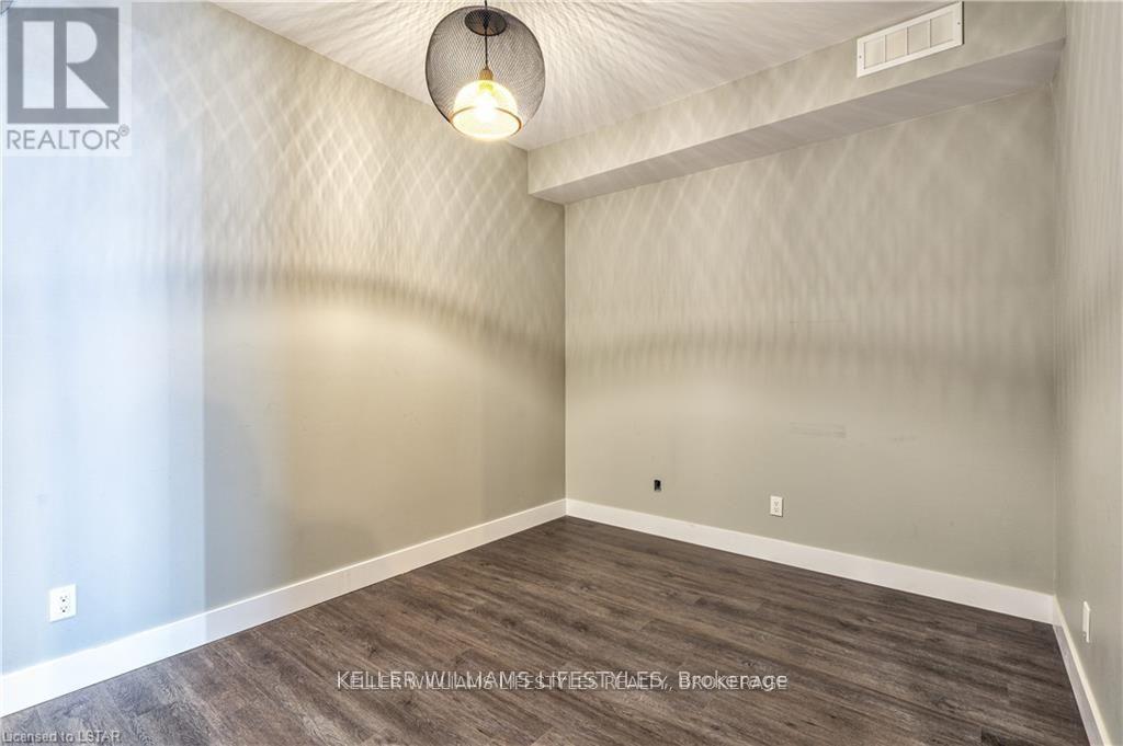 2 - 118 Dundas Street, London East, Ontario  N6A 1G1 - Photo 8 - X12236356