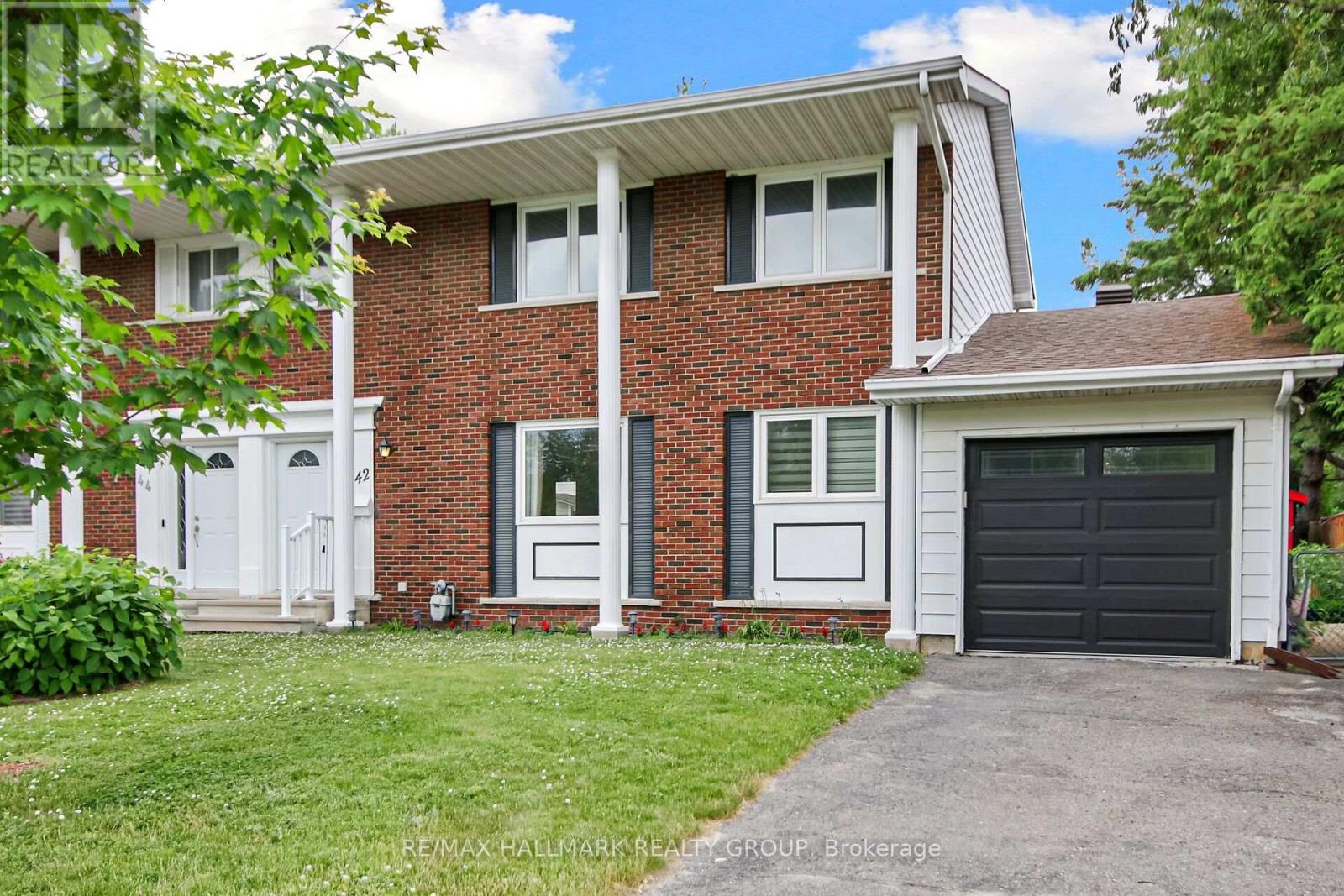 Property at 42 BENTWORTH CRESCENT image 1