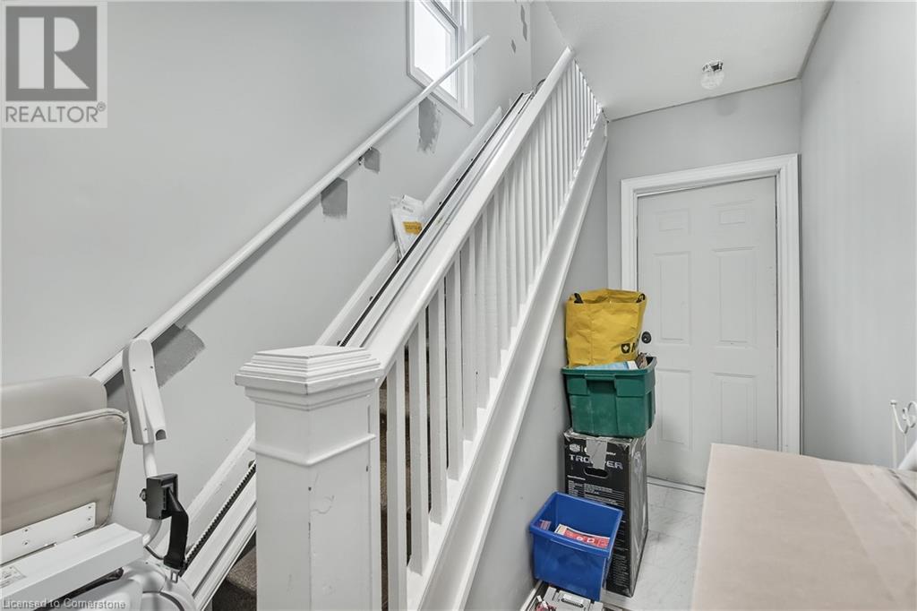 Property at 69 PARK Street image 4