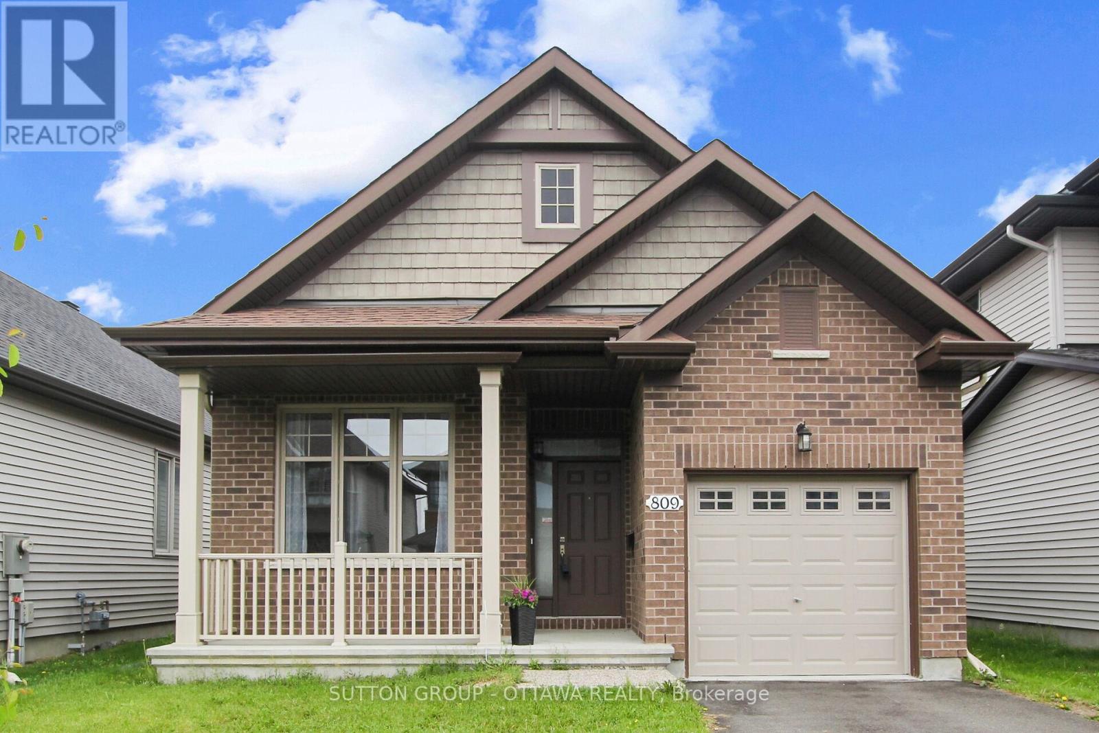 Property at 809 CARNELIAN CRESCENT image 2