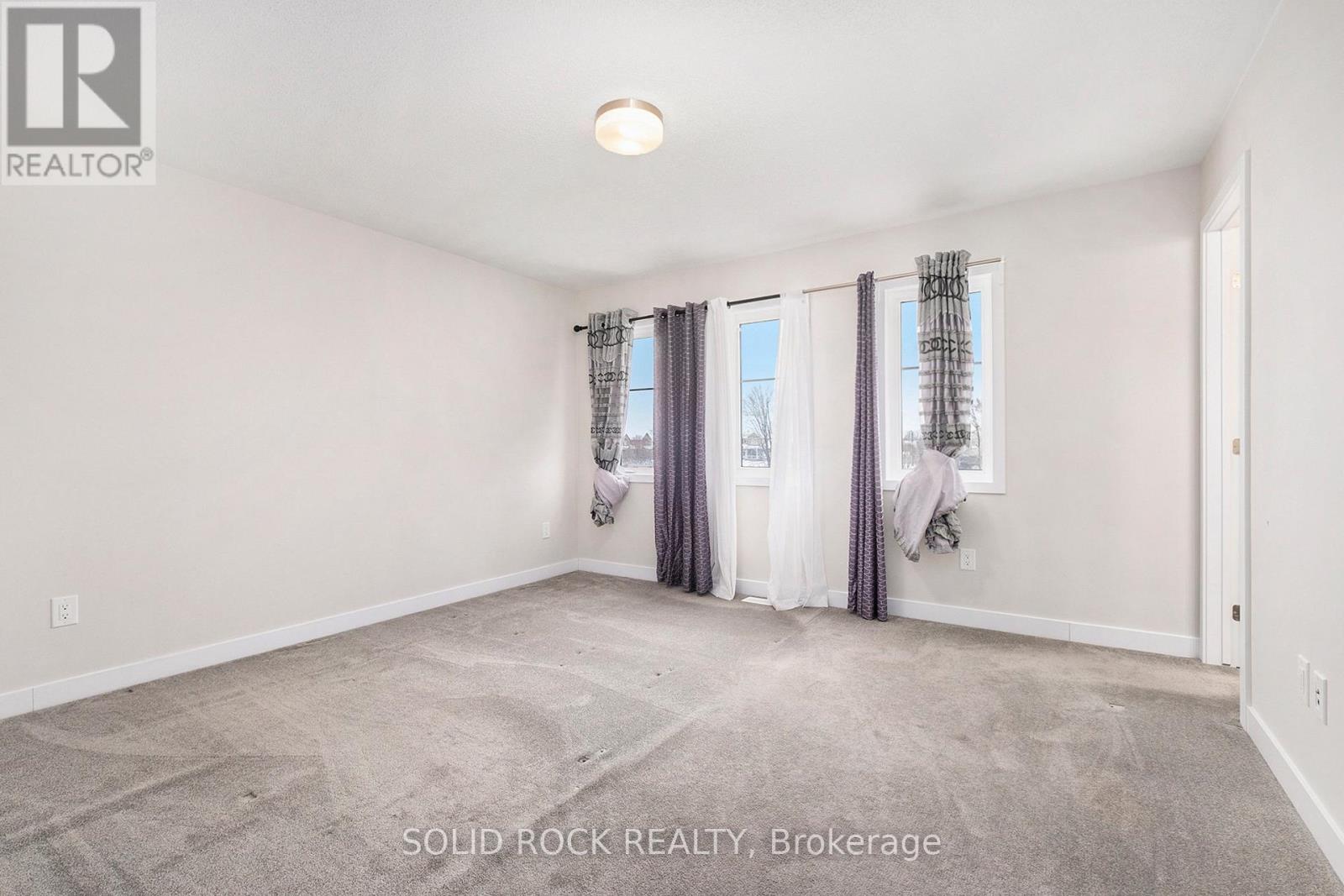 2010 Postilion Street, Ottawa, Ontario  K0A 2Z0 - Photo 8 - X12233533