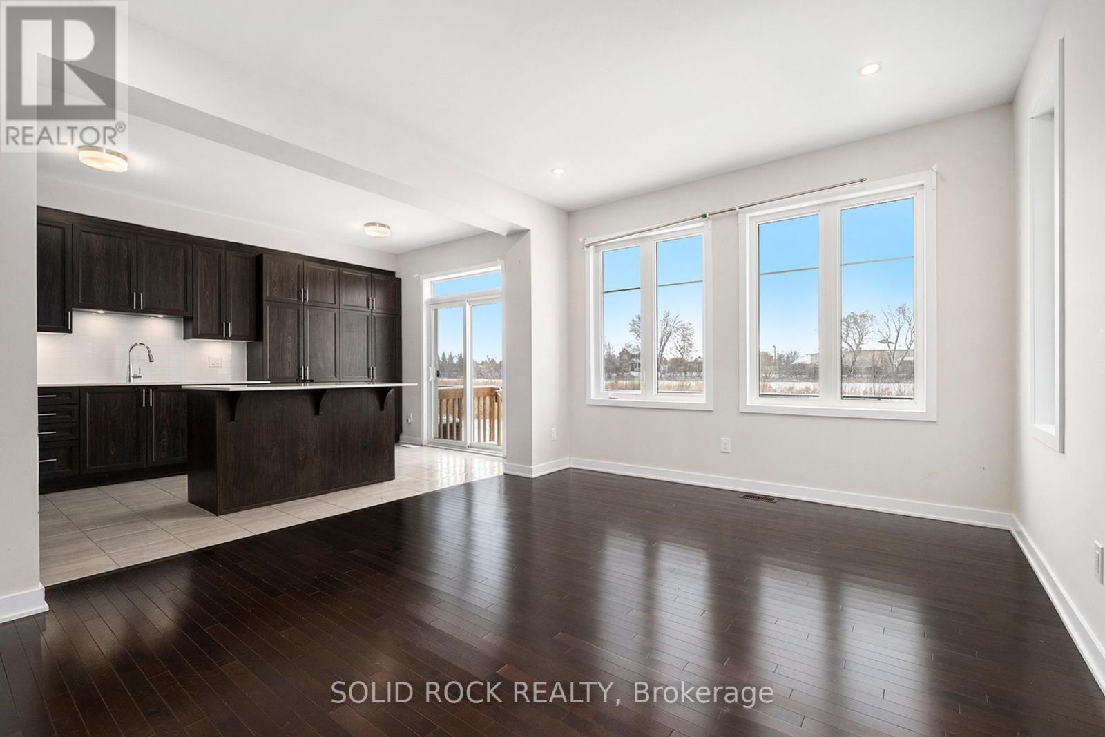 2010 Postilion Street, Ottawa, Ontario  K0A 2Z0 - Photo 4 - X12233533