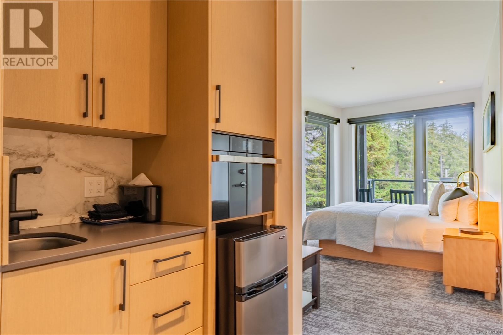 204 596 Marine Dr, Ucluelet, British Columbia  V0R 3A0 - Photo 8 - 1002406