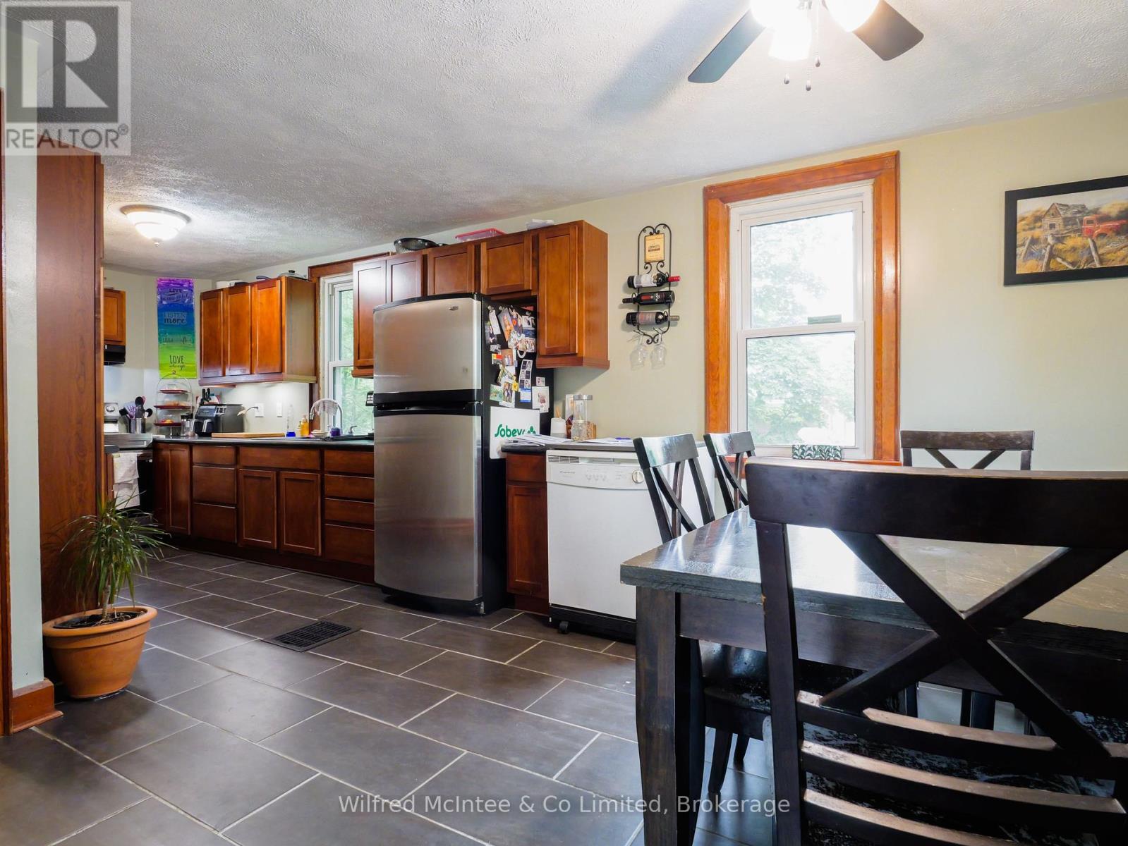 304 Napier Street, Brockton, Ontario  N0G 2V0 - Photo 7 - X12236357