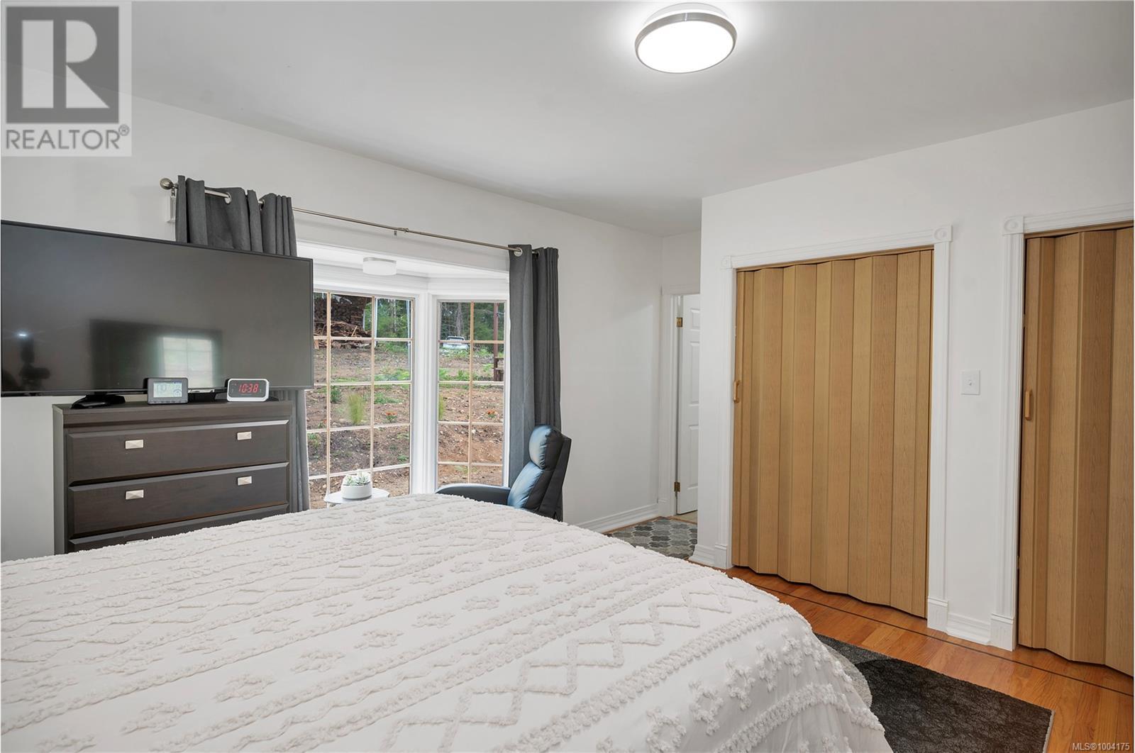 Property at 413 Cape Mudge Rd image 3