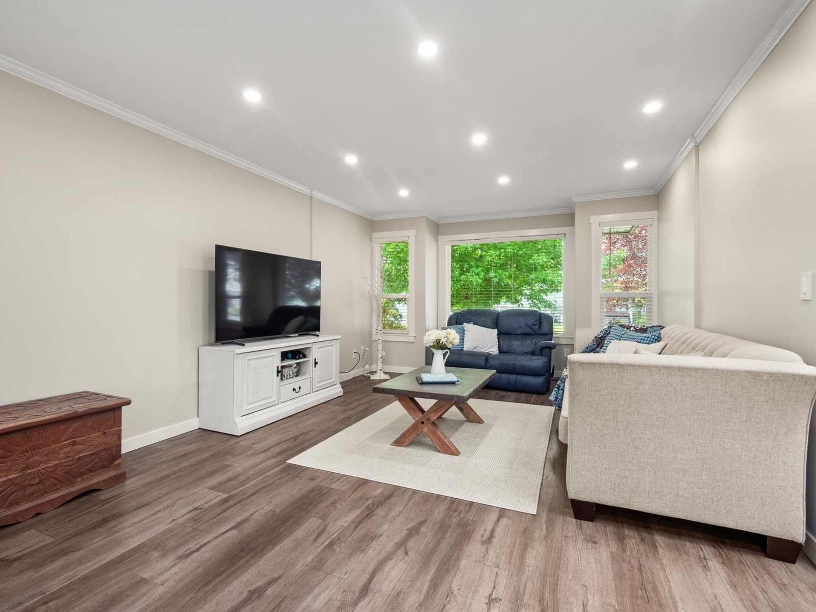 Property at 44389 ELSIE PLACE image 3