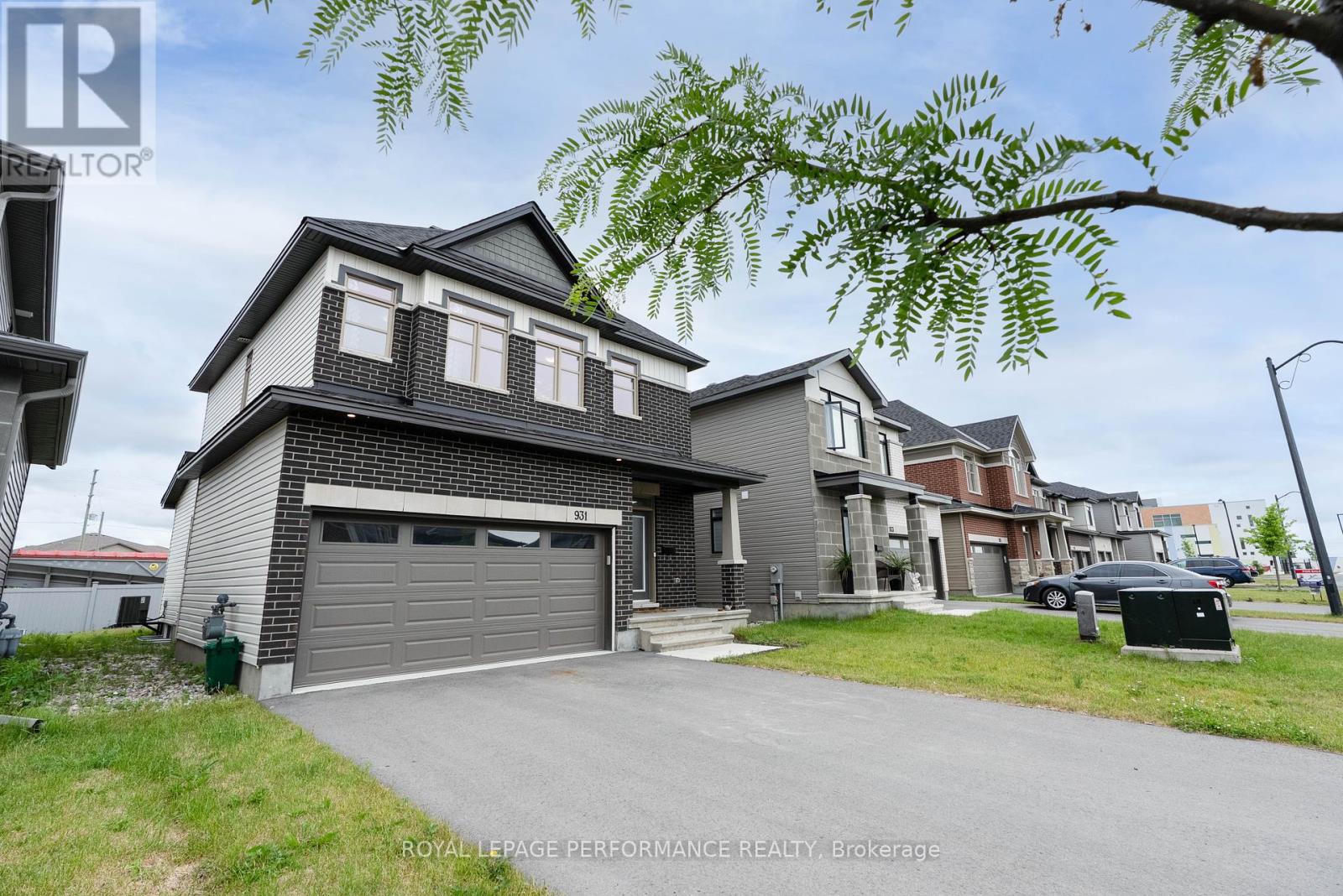 Property at 931 EMBANKMENT STREET image 2