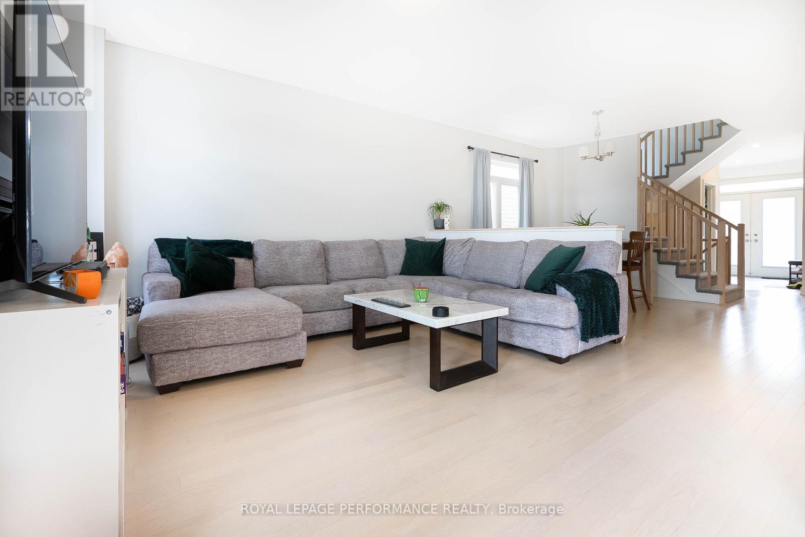 Property at 931 EMBANKMENT STREET image 5