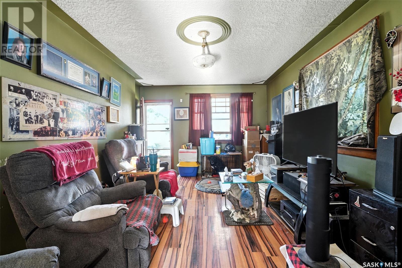 Property at 507 I AVENUE S image 3
