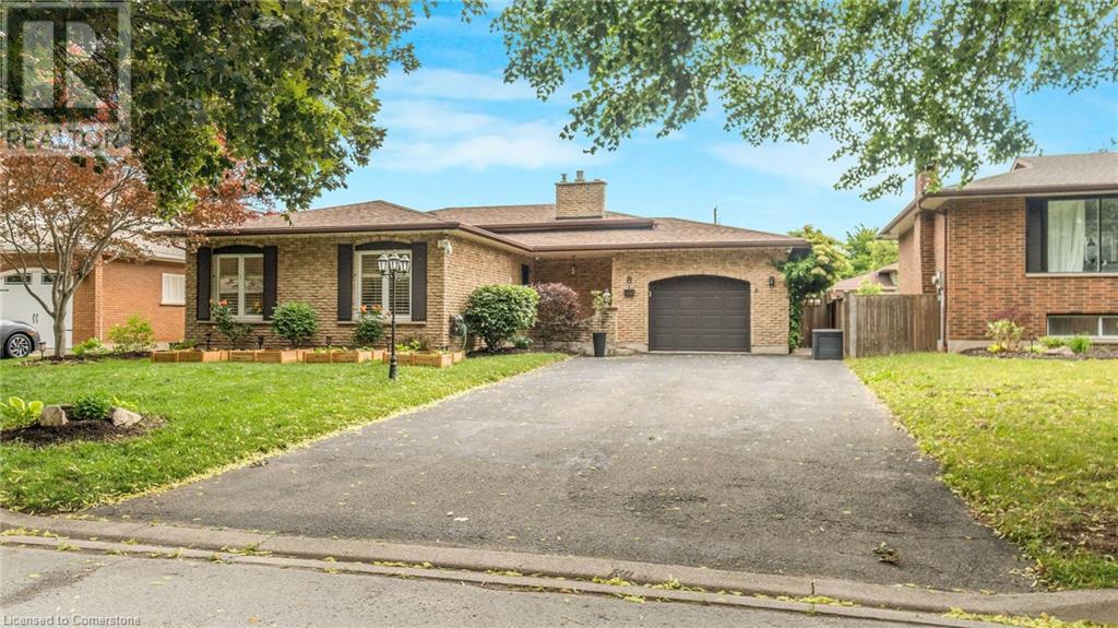 Property at 8 JESSICA Drive image 1