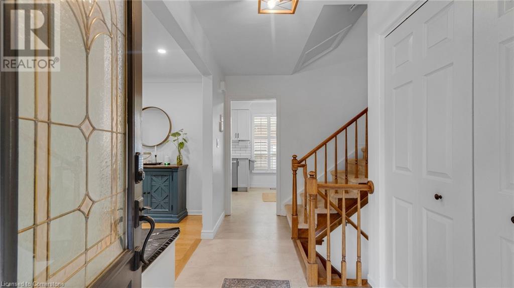 Property at 8 JESSICA Drive image 4